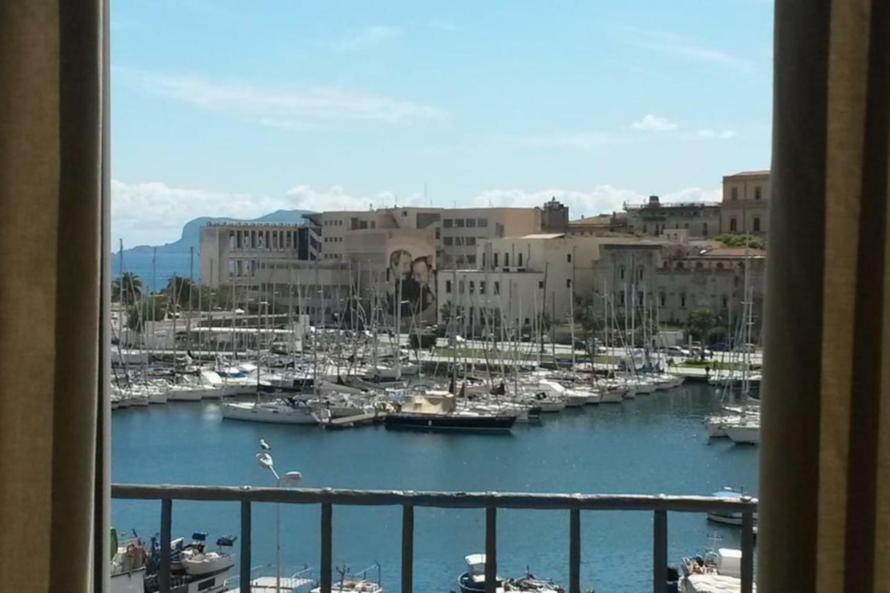 Casadamare Apartment Palermo Bagian luar foto