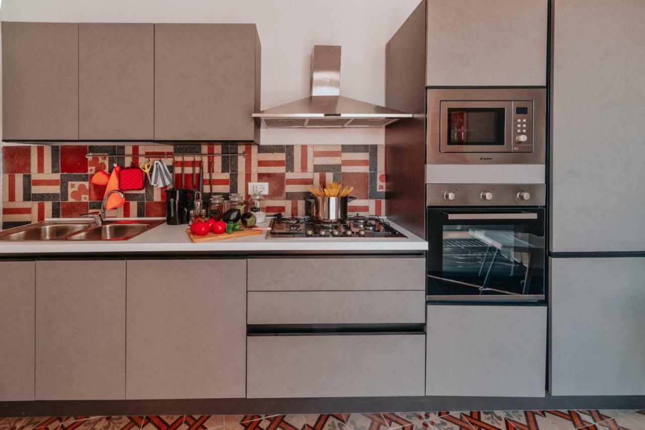 Casadamare Apartment Palermo Bagian luar foto